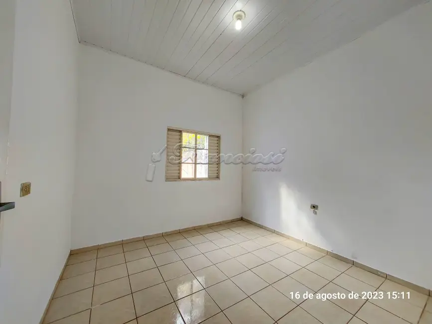 Casa com 2 quartos à venda, 73m2 em Jardim Itália, Itapetininga - SP - imagem 6 Foto 6 de Casa com 2 quartos à venda, 73m2 em Jardim Itália, Itapetininga - SP