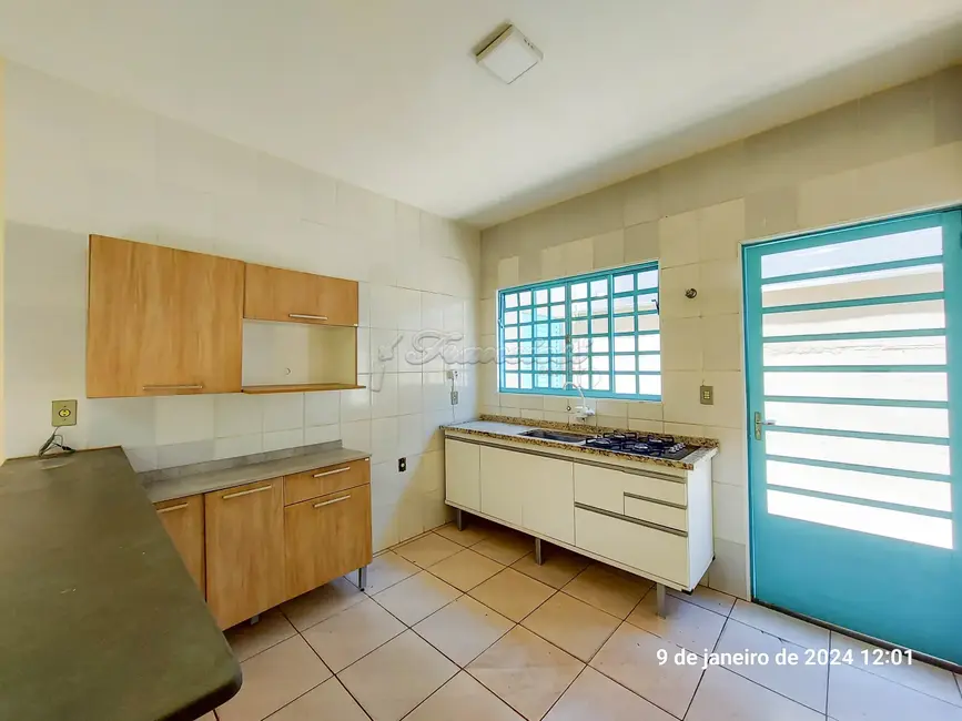 Casa com 2 quartos à venda, 115m2 em Itapetininga - SP - imagem 5 Foto 5 de Casa com 2 quartos à venda, 115m2 em Itapetininga - SP