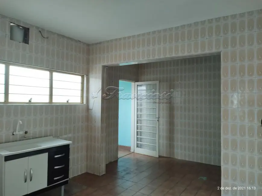 Foto 6 de Casa com 3 quartos à venda, 150m2 em Jardim Brasil, Itapetininga - SP