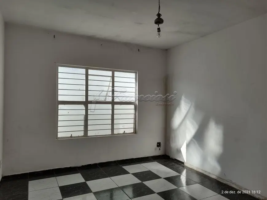 Foto 1 de Casa com 3 quartos à venda, 150m2 em Jardim Brasil, Itapetininga - SP