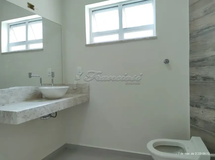 Apartamento com 2 quartos à venda, 115m2 em Centro, Itapetininga - SP - imagem 4 Foto 4 de Apartamento com 2 quartos à venda, 115m2 em Centro, Itapetininga - SP