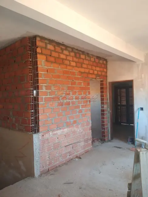 Casa com 4 quartos à venda, 300m2 em Jardim Fogaça, Itapetininga - SP - imagem 3 Foto 3 de Casa com 4 quartos à venda, 300m2 em Jardim Fogaça, Itapetininga - SP