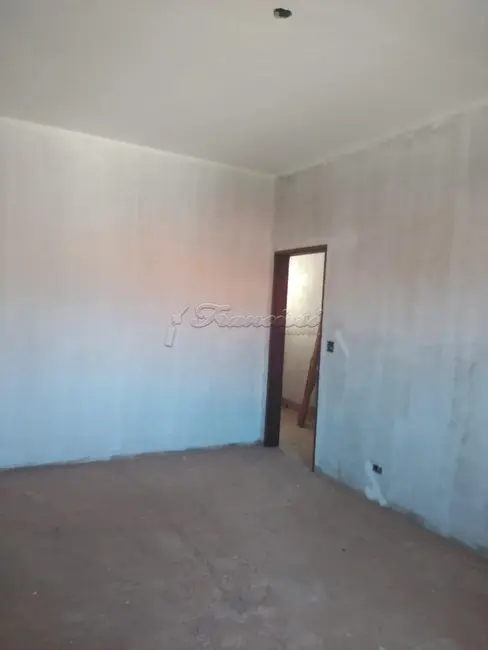 Casa com 4 quartos à venda, 300m2 em Jardim Fogaça, Itapetininga - SP - imagem 8 Foto 8 de Casa com 4 quartos à venda, 300m2 em Jardim Fogaça, Itapetininga - SP