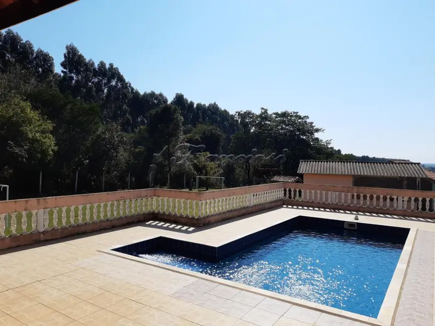 Fazenda / Haras com 2 quartos à venda, 4000m2 em Sarapui - SP - imagem 9 Foto 9 de Fazenda / Haras com 2 quartos à venda, 4000m2 em Sarapui - SP