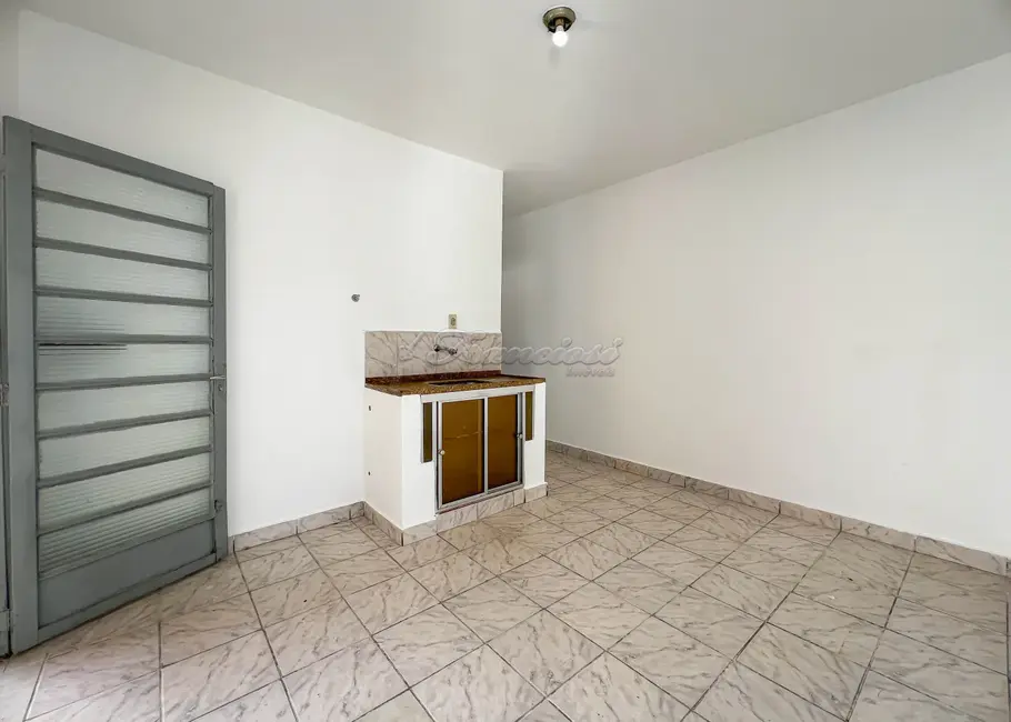 Foto 2 de Casa com 2 quartos à venda, 125m2 em Jardim Fogaça, Itapetininga - SP