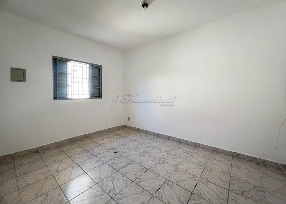 Casa com 2 quartos à venda, 125m2 em Jardim Fogaça, Itapetininga - SP - imagem 5 Foto 5 de Casa com 2 quartos à venda, 125m2 em Jardim Fogaça, Itapetininga - SP