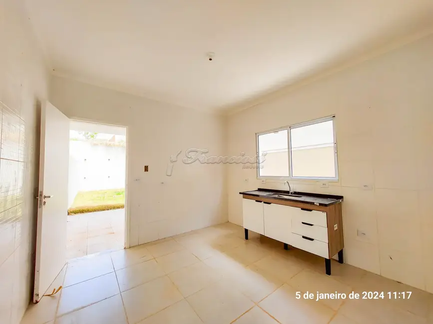 Casa com 3 quartos à venda, 150m2 em Itapetininga - SP - imagem 4 Foto 4 de Casa com 3 quartos à venda, 150m2 em Itapetininga - SP