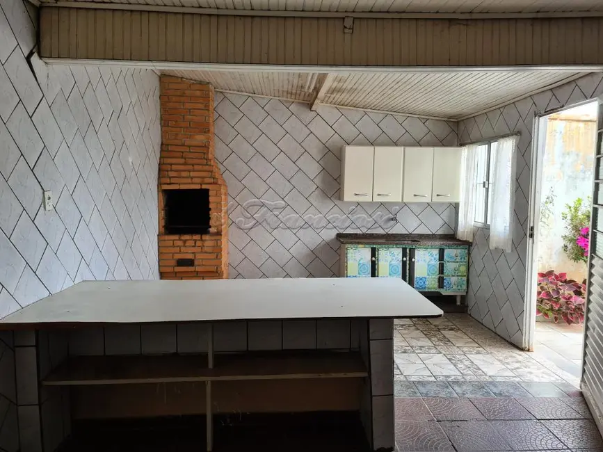 Casa com 2 quartos à venda, 175m2 em Vila Piedade, Itapetininga - SP - imagem 7 Foto 7 de Casa com 2 quartos à venda, 175m2 em Vila Piedade, Itapetininga - SP