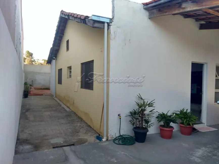 Casa com 3 quartos à venda, 54m2 em Jardim Santa Inêz, Itapetininga - SP - imagem 1 Foto 1 de Casa com 3 quartos à venda, 54m2 em Jardim Santa Inêz, Itapetininga - SP