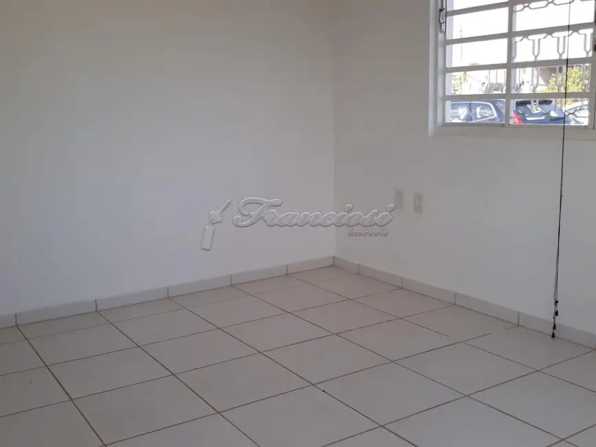 Sala Comercial à venda, 352m2 em Vila Cubatão, Itapetininga - SP - imagem 4 Foto 4 de Sala Comercial à venda, 352m2 em Vila Cubatão, Itapetininga - SP