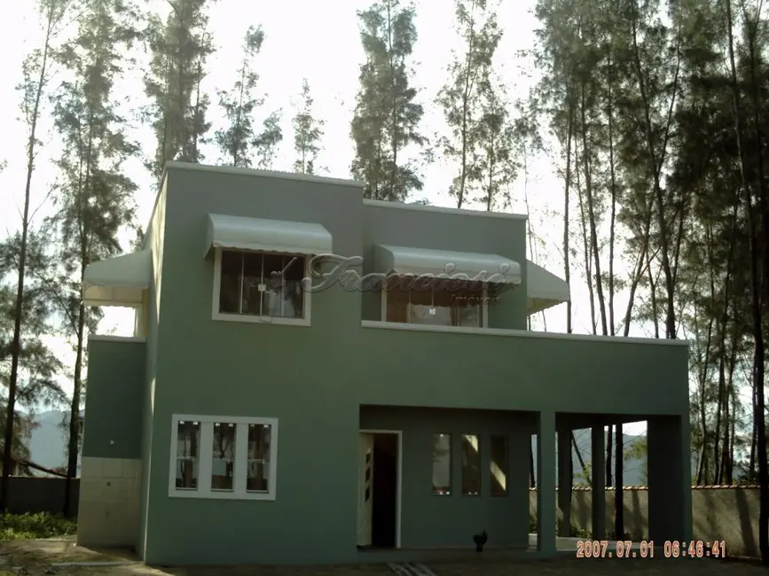 Foto 1 de Casa com 2 quartos à venda, 1000m2 em Ilha Comprida - SP