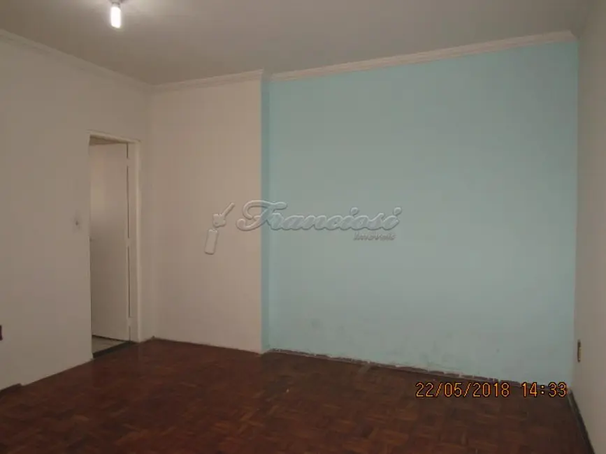 Casa com 3 quartos à venda, 112m2 em Centro, Itapetininga - SP - imagem 8 Foto 8 de Casa com 3 quartos à venda, 112m2 em Centro, Itapetininga - SP