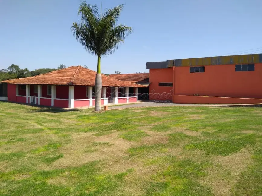 Casa com 2 quartos para alugar, 300m2 em Guarei - SP - imagem 4 Foto 4 de Casa com 2 quartos para alugar, 300m2 em Guarei - SP