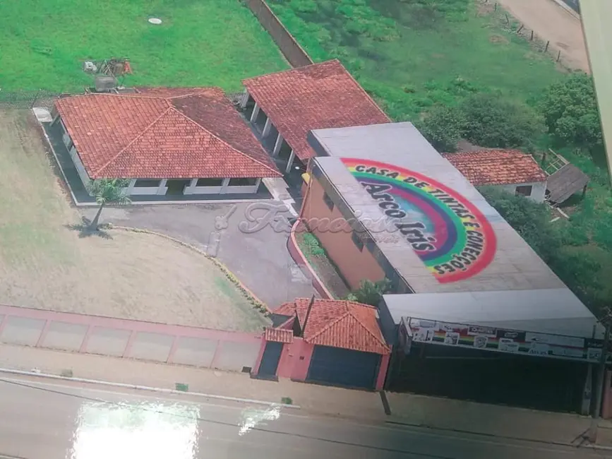 Casa com 2 quartos para alugar, 300m2 em Guarei - SP - imagem 1 Foto 1 de Casa com 2 quartos para alugar, 300m2 em Guarei - SP