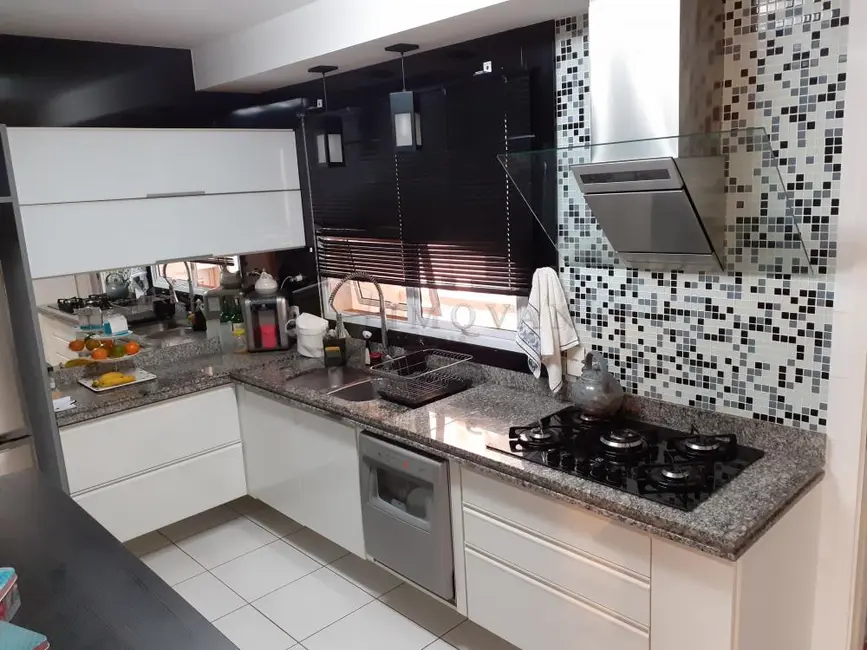 Foto 2 de Apartamento com 3 quartos à venda, 186m2 em Ribeirao Preto - SP