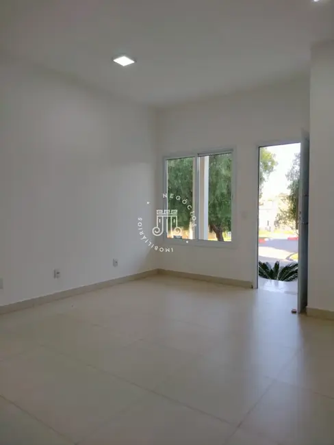 Foto 2 de Casa de Condomínio com 3 quartos à venda, 205m2 em Cabreuva - SP