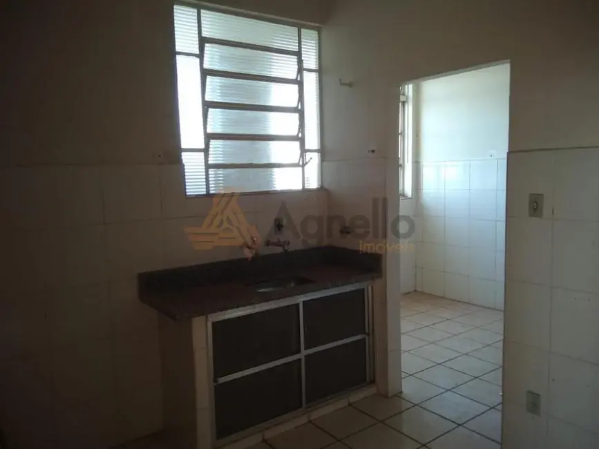 Foto 3 de Apartamento com 2 quartos à venda, 108m2 em Centro, Franca - SP