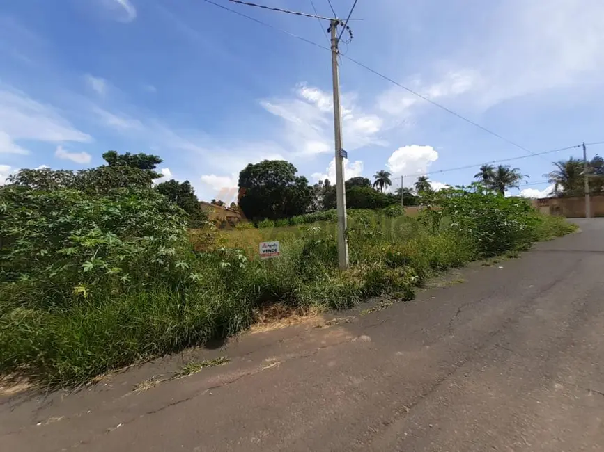 Foto 2 de Terreno / Lote à venda, 300m2 em Jardim Três Colinas, Franca - SP