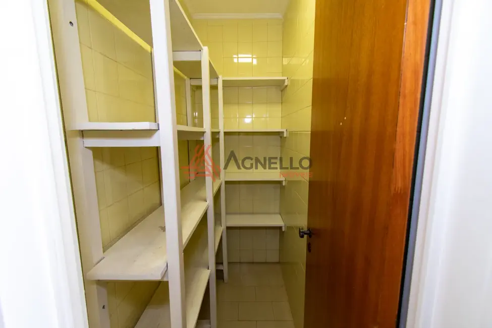 Foto 7 de Apartamento com 3 quartos à venda, 145m2 em São José, Franca - SP