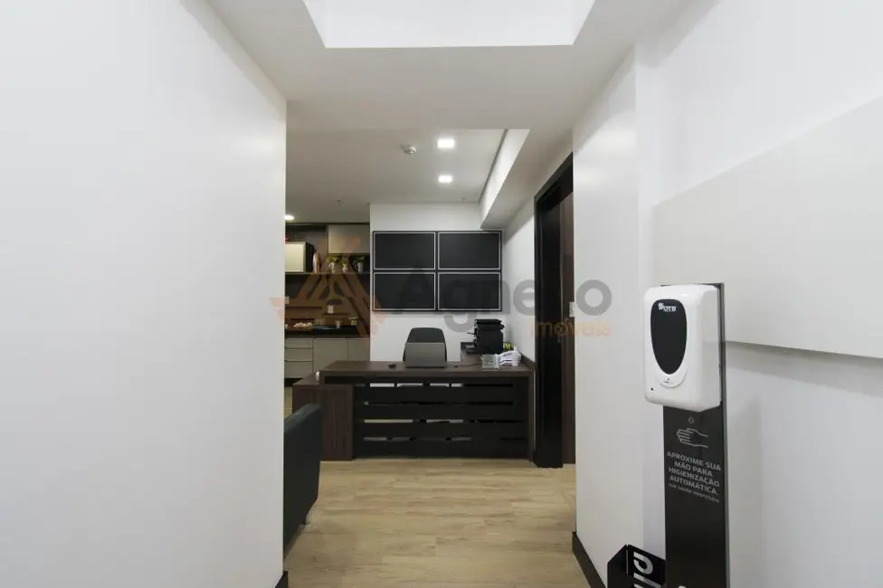 Foto 1 de Sala Comercial à venda, 110m2 em São José, Franca - SP