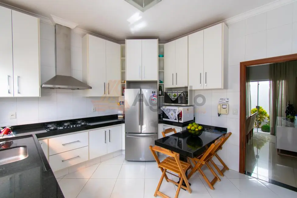 Foto 5 de Casa com 3 quartos à venda, 300m2 em Jardim Piratininga, Franca - SP