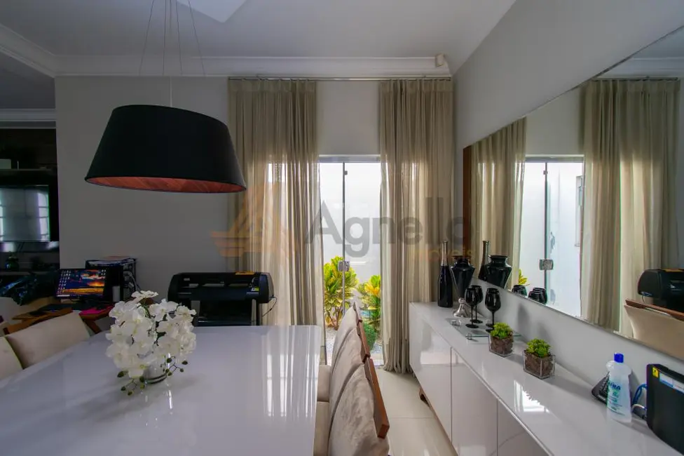 Foto 3 de Casa com 3 quartos à venda, 300m2 em Jardim Piratininga, Franca - SP