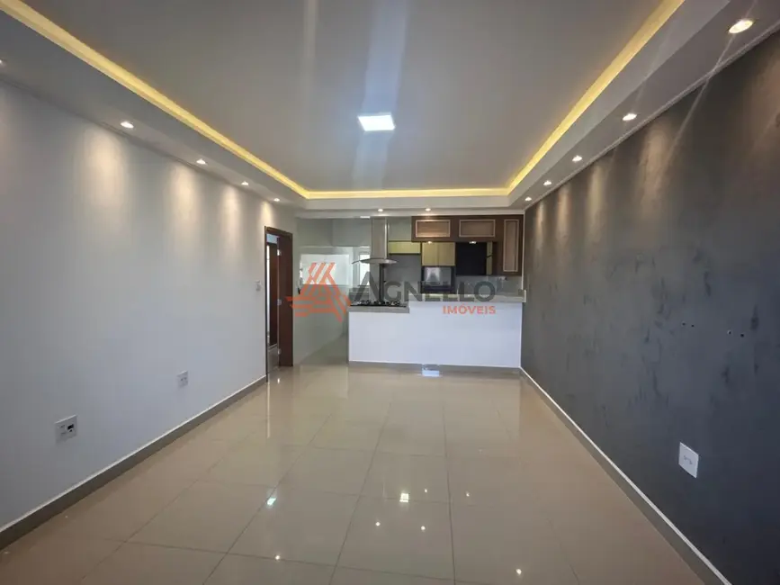 Foto 2 de Apartamento com 3 quartos à venda, 84m2 em Jardim Piratininga, Franca - SP