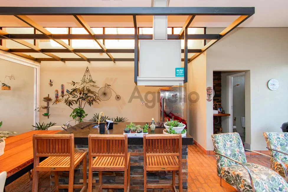 Foto 9 de Casa de Condomínio com 3 quartos à venda, 387m2 em Morada do Verde, Franca - SP