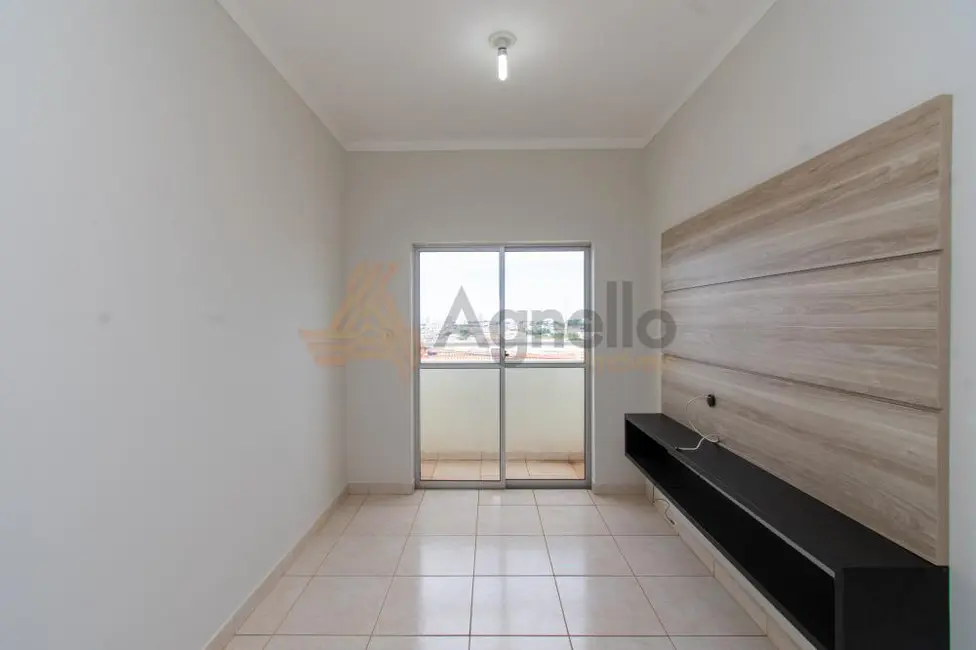 Foto 2 de Apartamento com 2 quartos à venda, 68m2 em Vila Totoli, Franca - SP