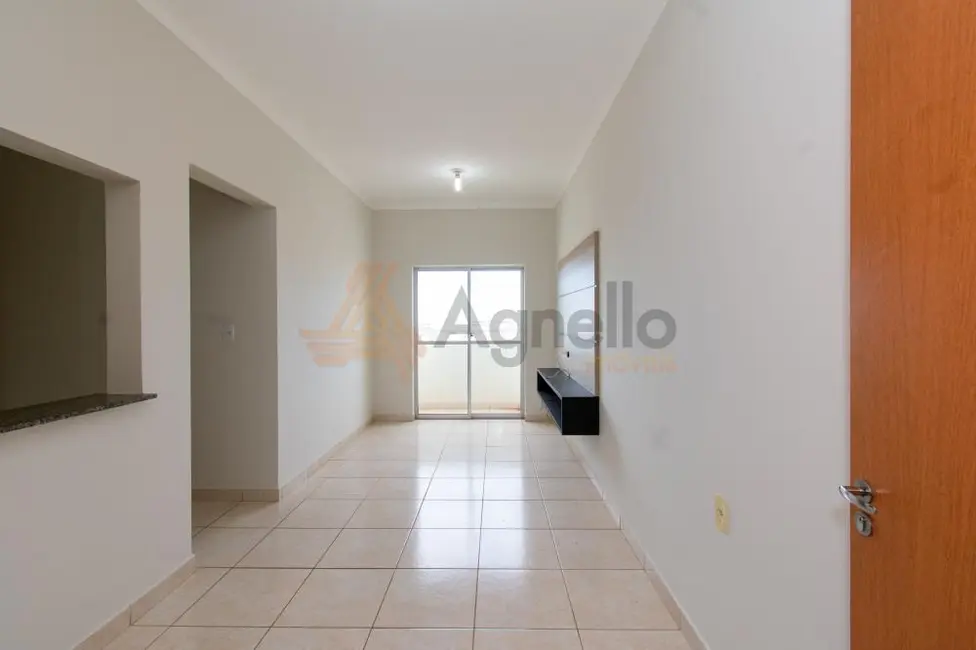 Foto 3 de Apartamento com 2 quartos à venda, 68m2 em Vila Totoli, Franca - SP