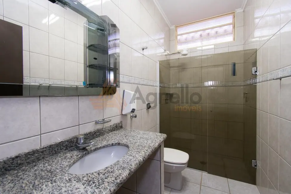 Foto 8 de Casa com 3 quartos à venda, 200m2 em São José, Franca - SP