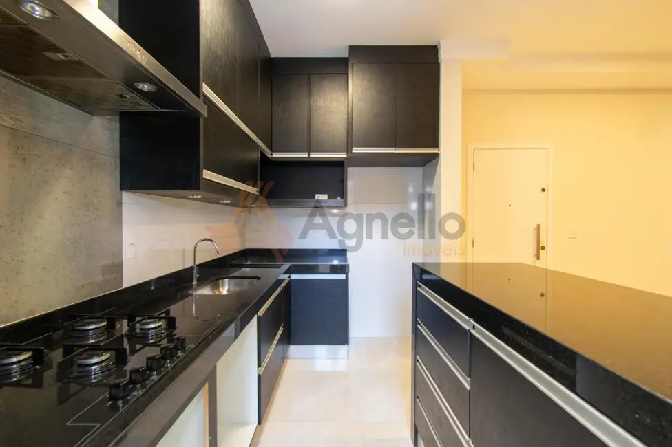 Foto 4 de Apartamento com 2 quartos à venda, 71m2 em São José, Franca - SP