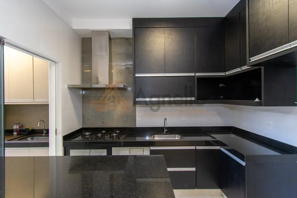 Foto 3 de Apartamento com 2 quartos à venda, 71m2 em São José, Franca - SP