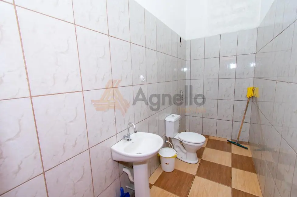 Foto 6 de Armazém / Galpão à venda, 245m2 em Residencial São Domingos, Franca - SP