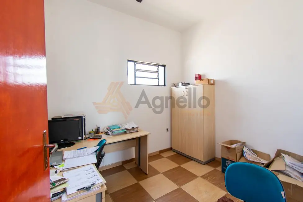 Foto 8 de Armazém / Galpão à venda, 245m2 em Residencial São Domingos, Franca - SP