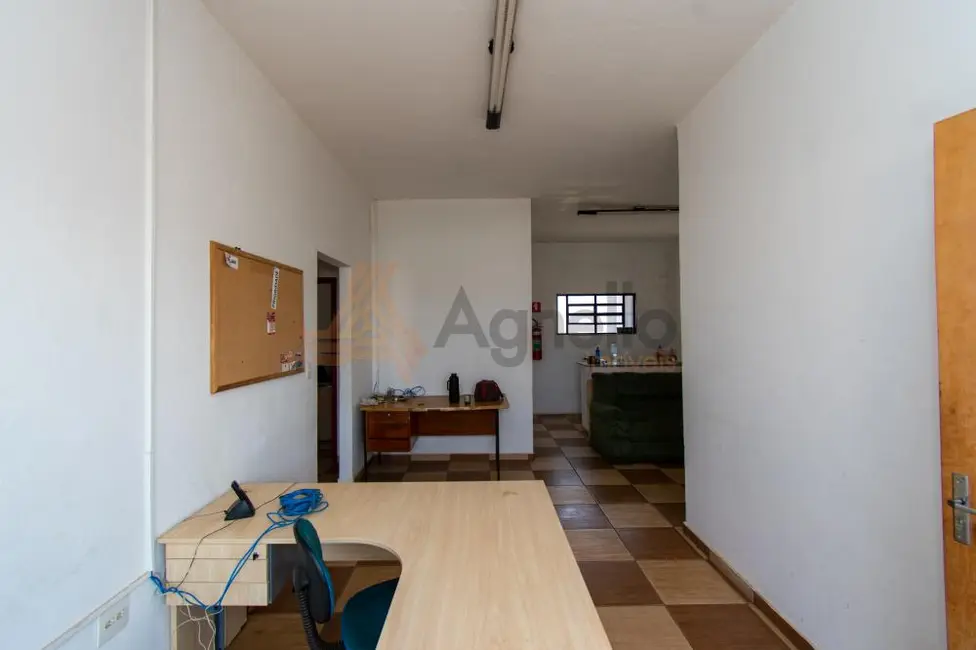 Foto 5 de Armazém / Galpão à venda, 245m2 em Residencial São Domingos, Franca - SP
