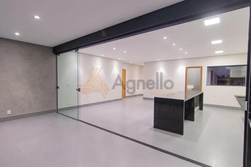 Foto 1 de Apartamento com 3 quartos à venda, 119m2 em Jardim Três Colinas, Franca - SP