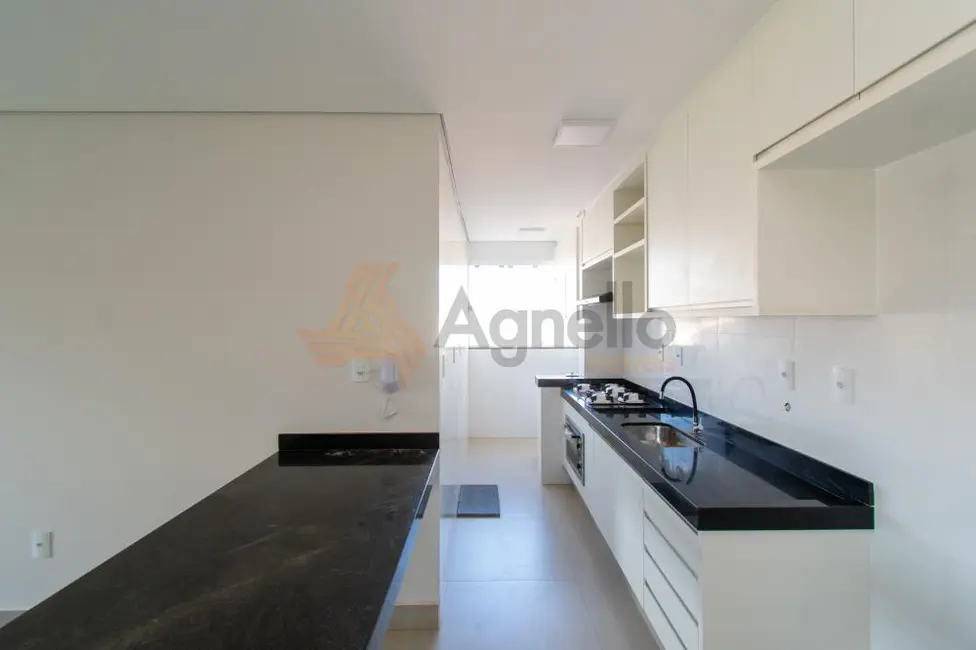 Foto 2 de Apartamento com 2 quartos para alugar, 67m2 em São José, Franca - SP