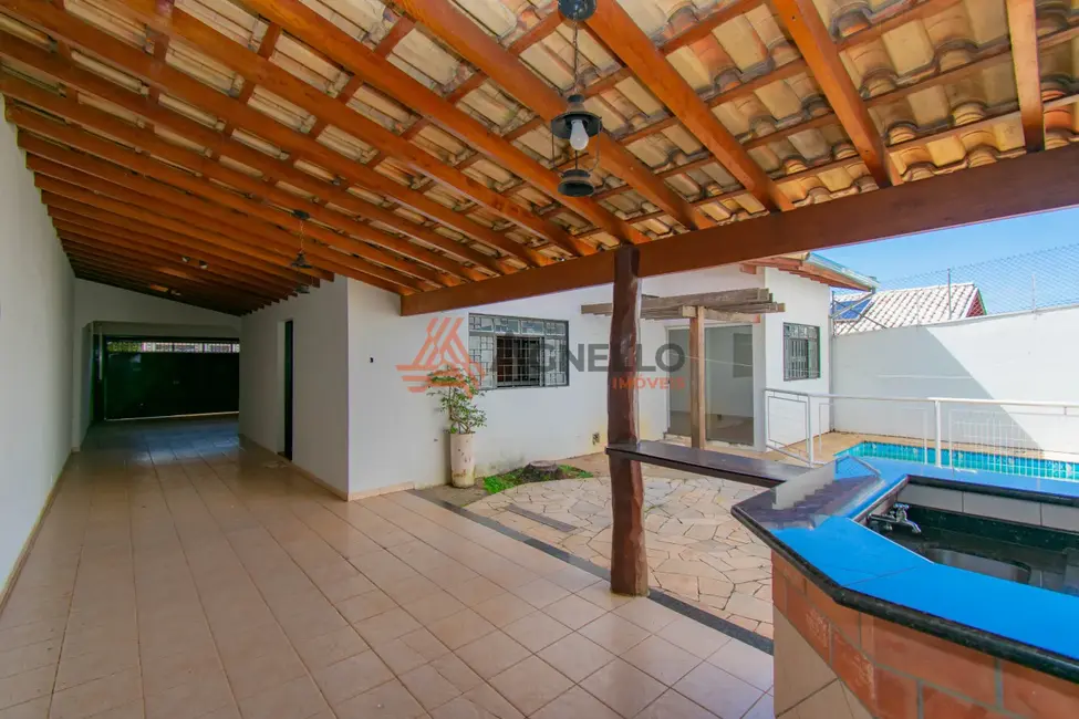 Foto 6 de Casa com 3 quartos à venda, 291m2 em São José, Franca - SP