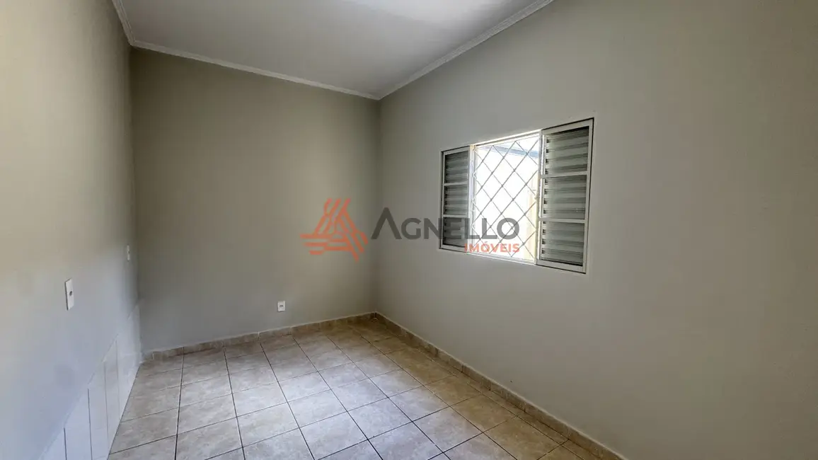 Foto 8 de Casa com 1 quarto para alugar, 52m2 em Jardim Primavera, Franca - SP