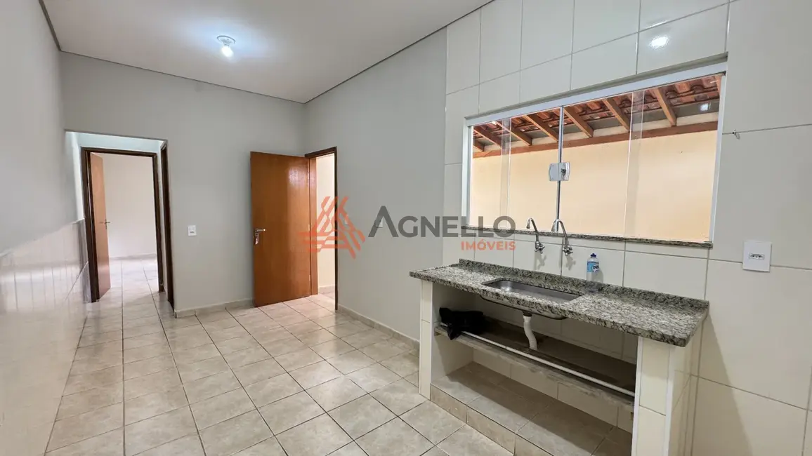 Foto 6 de Casa com 1 quarto para alugar, 52m2 em Jardim Primavera, Franca - SP