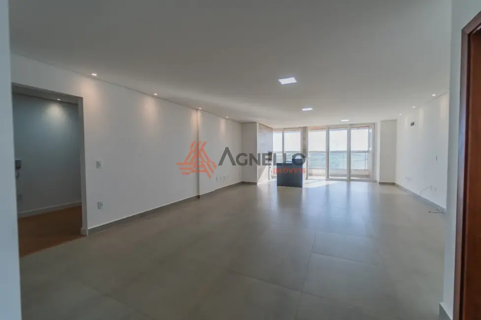 Apartamento com 4 quartos à venda, 217m2 em Residencial Amazonas, Franca - SP - imagem 4 Foto 4 de Apartamento com 4 quartos à venda, 217m2 em Residencial Amazonas, Franca - SP