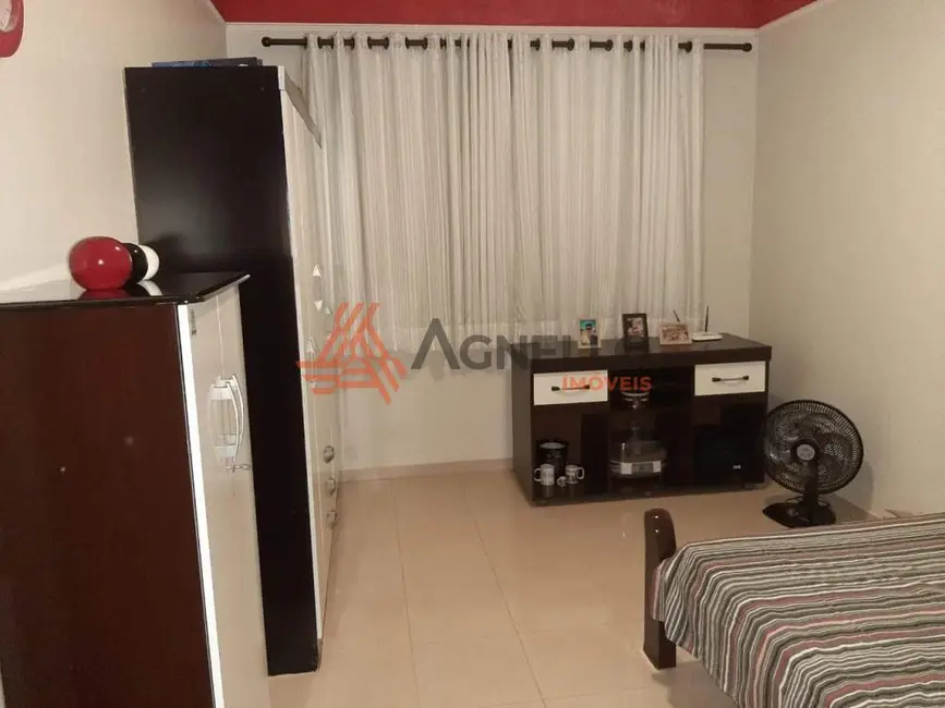 Foto 8 de Casa com 4 quartos à venda, 330m2 em Jardim Paulista, Franca - SP