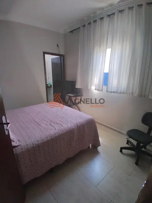 Foto 9 de Casa com 3 quartos à venda, 170m2 em Vila São Sebastião, Franca - SP