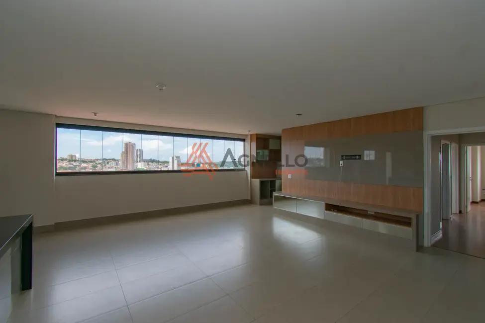 Foto 1 de Apartamento com 3 quartos para alugar, 237m2 em Jardim Santana, Franca - SP