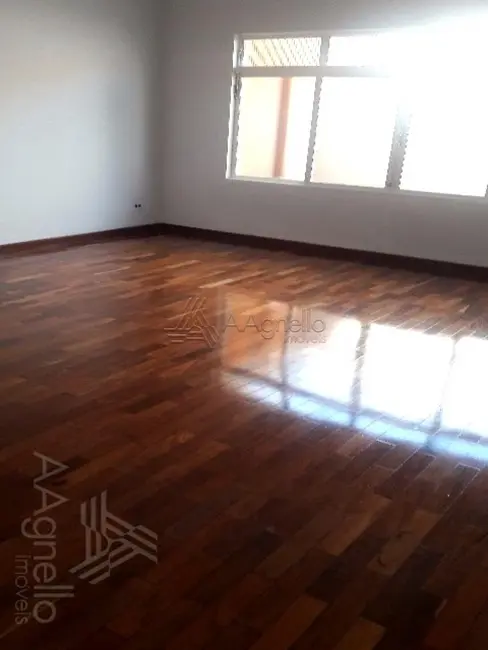 Foto 9 de Casa com 3 quartos à venda, 220m2 em Vila Champagnat, Franca - SP