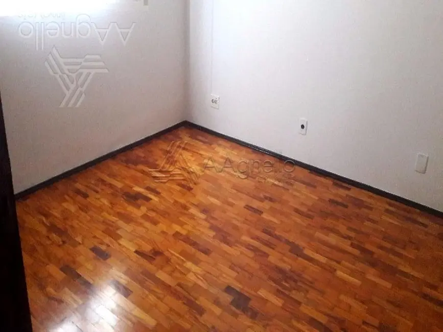 Foto 6 de Casa com 3 quartos à venda, 220m2 em Vila Champagnat, Franca - SP