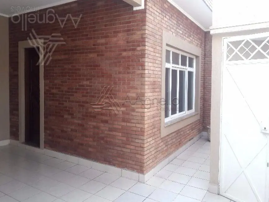 Foto 2 de Casa com 3 quartos à venda, 220m2 em Vila Champagnat, Franca - SP