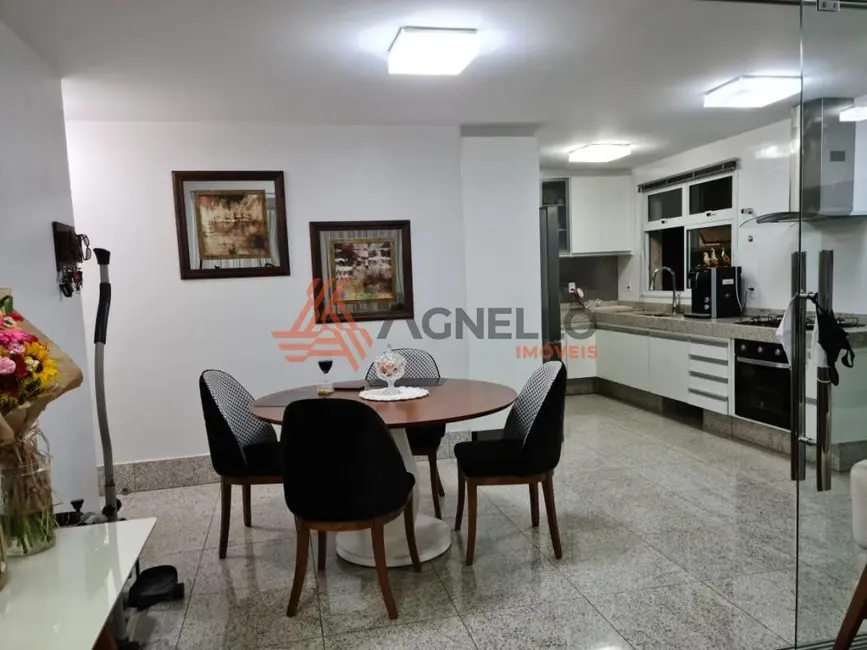 Foto 5 de Apartamento com 3 quartos à venda, 159m2 em São José, Franca - SP