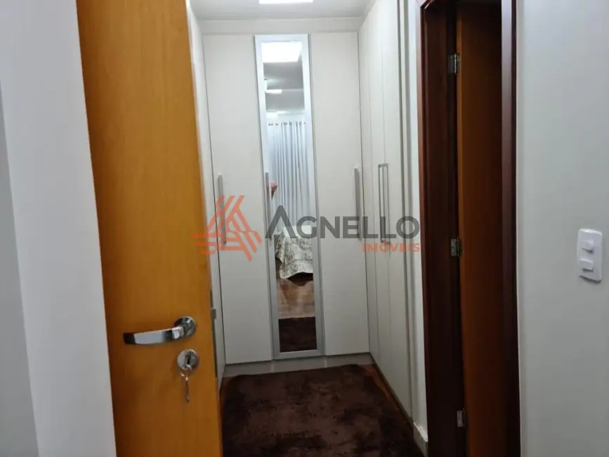 Apartamento com 3 quartos à venda, 159m2 em São José, Franca - SP - imagem 8 Foto 8 de Apartamento com 3 quartos à venda, 159m2 em São José, Franca - SP